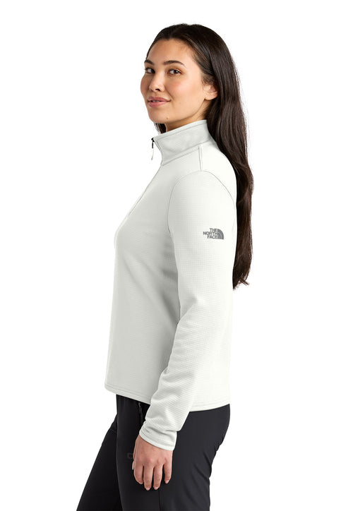 The North Face® Women’s Aim 1/4-Zip Fleece White Dune